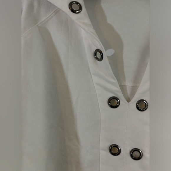 New Deep V Neck Popover Top Long Sleeve Crop Casual Pullover Metal Eyelet Front - Picture 9 of 11